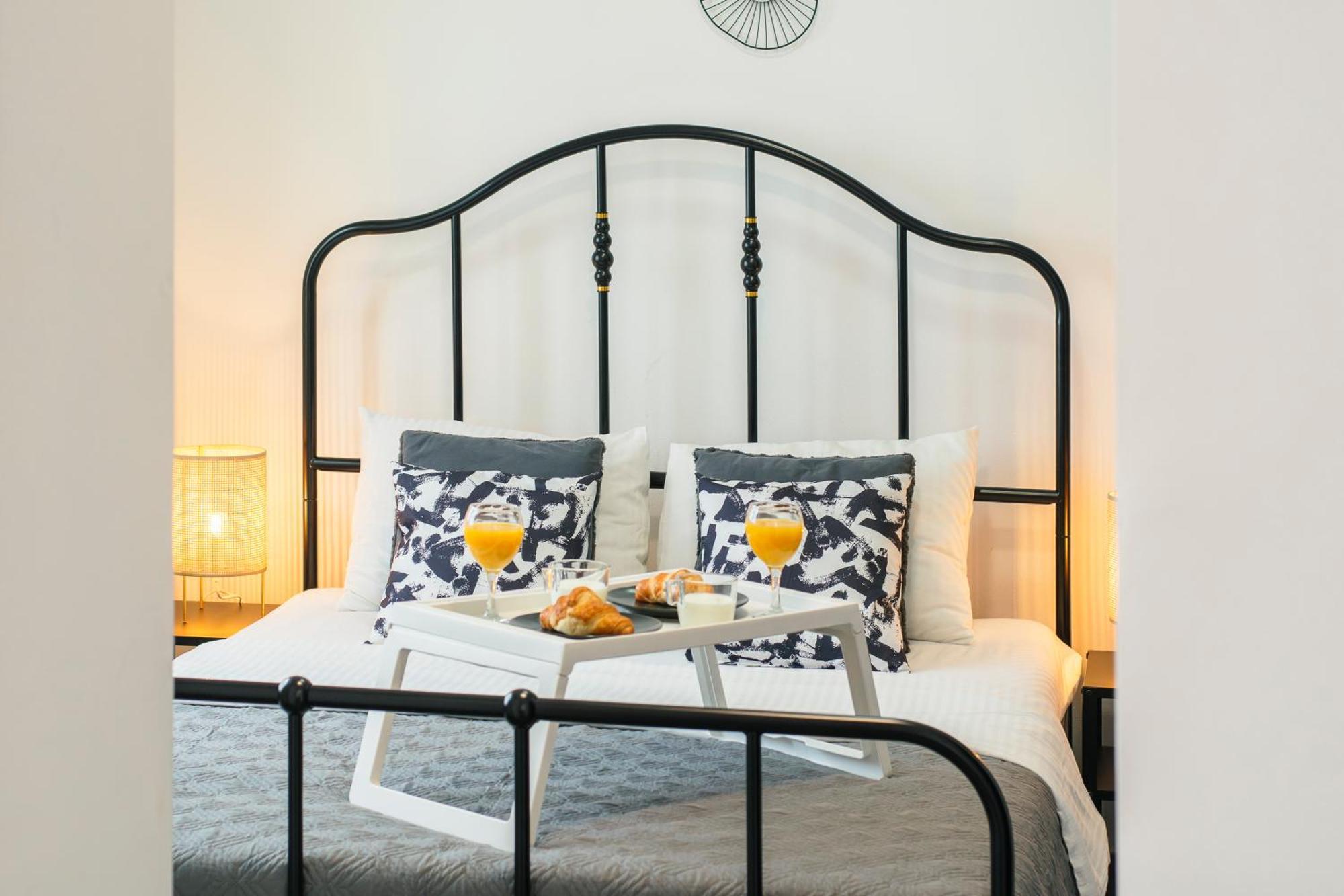 Goodlife Studio Apartment Pozega Extérieur photo